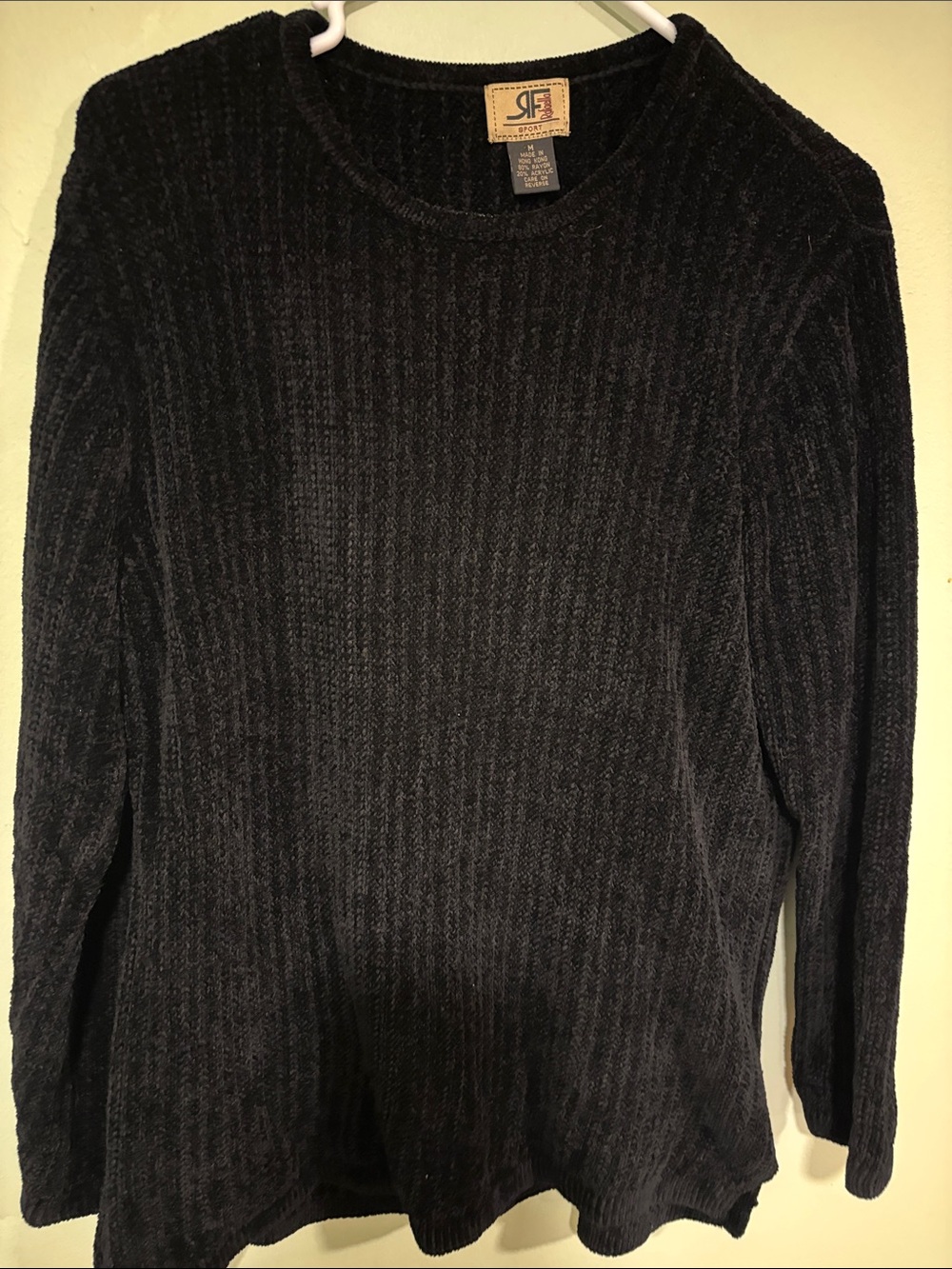 Rafaella Sport Women’s Black Ribbed Crewneck Sweater